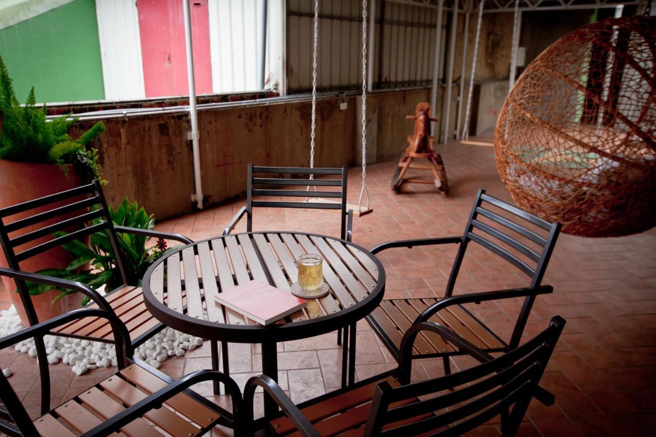 My Way House 好巷一弄民宿 Bed & Breakfast Tainan Exterior photo