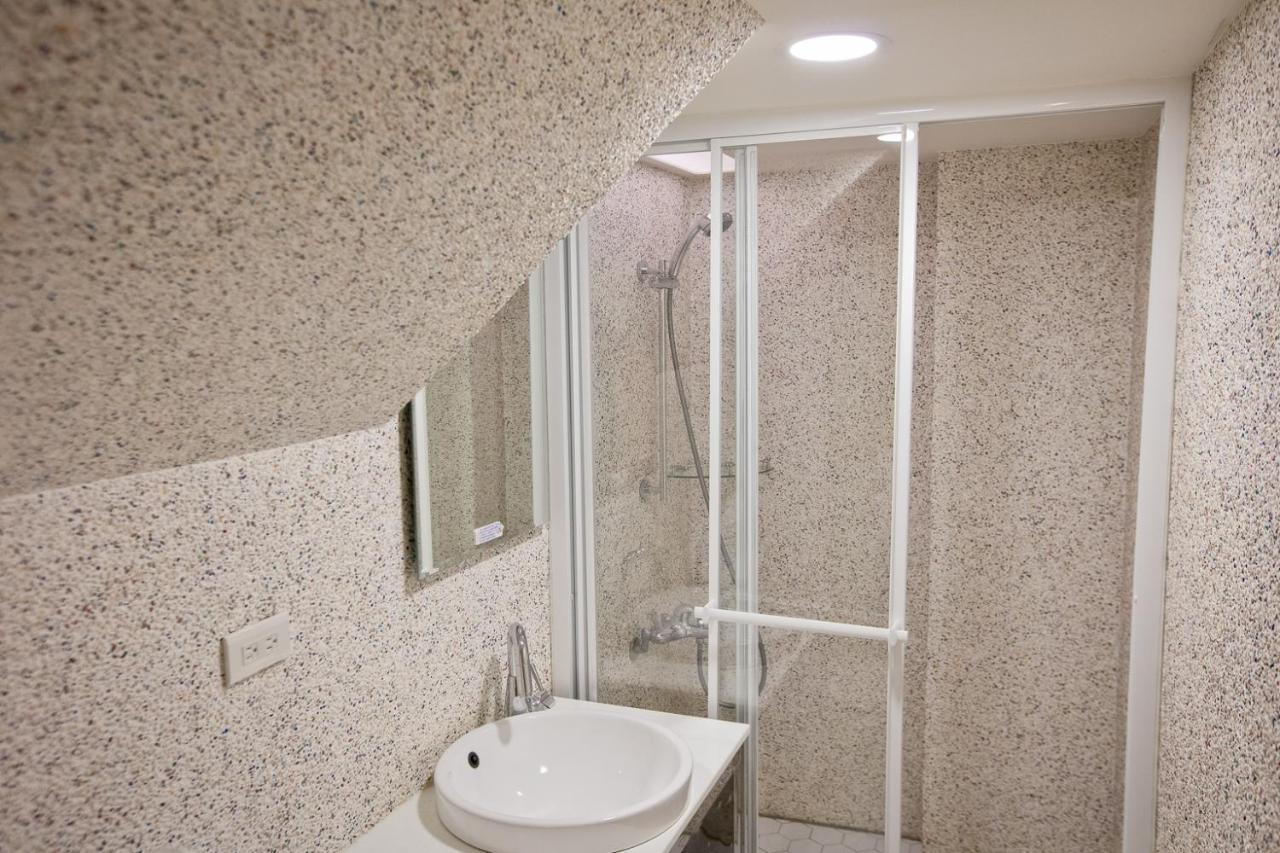 My Way House 好巷一弄民宿 Bed & Breakfast Tainan Exterior photo